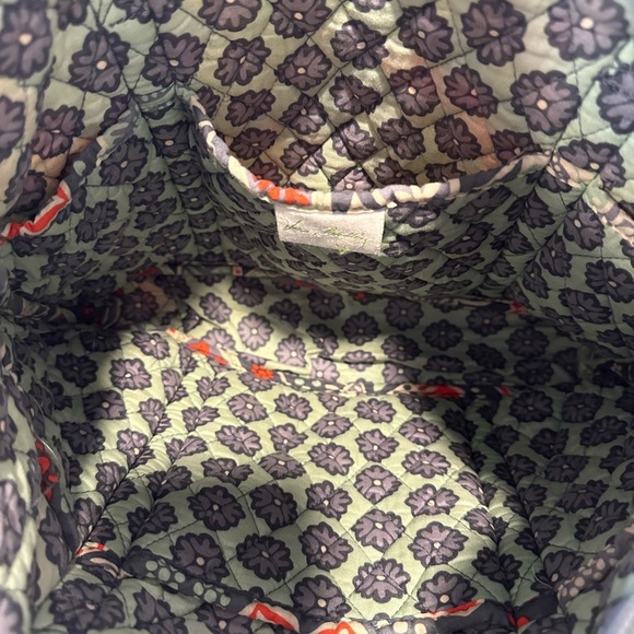 Vera Bradley Nomatic Floral Small Quilted Shoulder Tote Bag. Geometric Pattern. - Picture 7 of 14